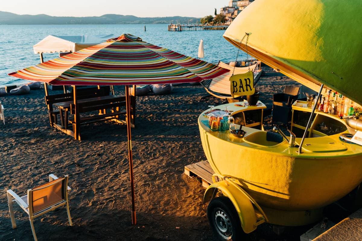 Aperitivo e Tramonto: un’accoppiata magica dell’Italia occidentale