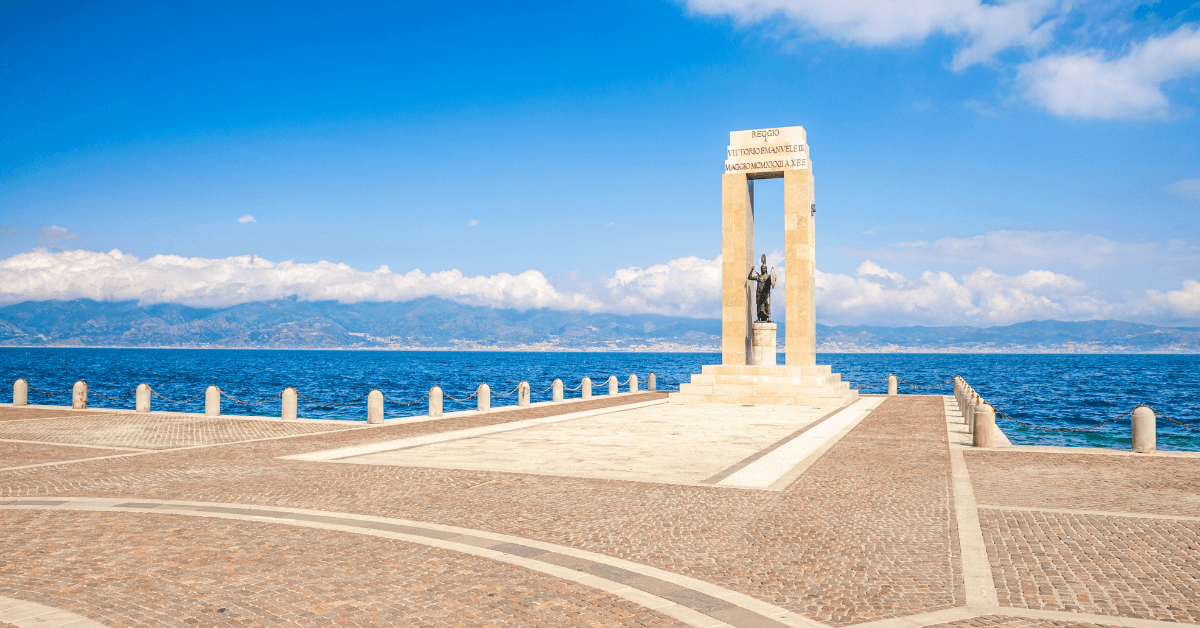 Cosa vedere a Reggio Calabria: 10 posti da non perdere per l'estate 2024