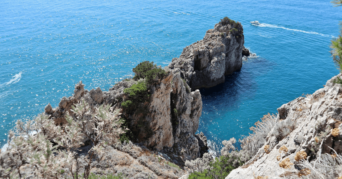 Sant'Agostino 2026: Cosa Vedere tra Mare e Storia - spiagge.it