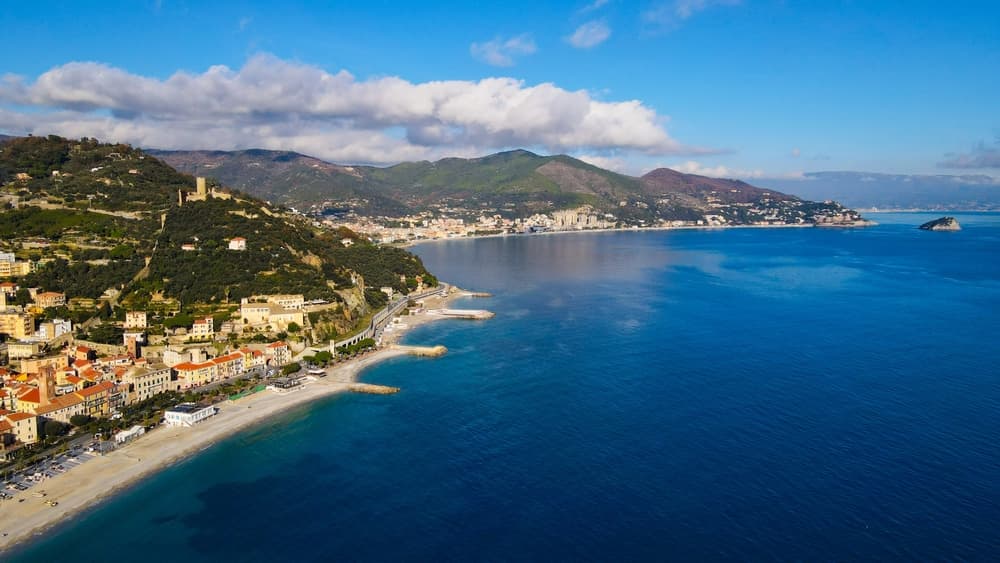 Le spiagge più belle di Noli 2026: Guida da insider