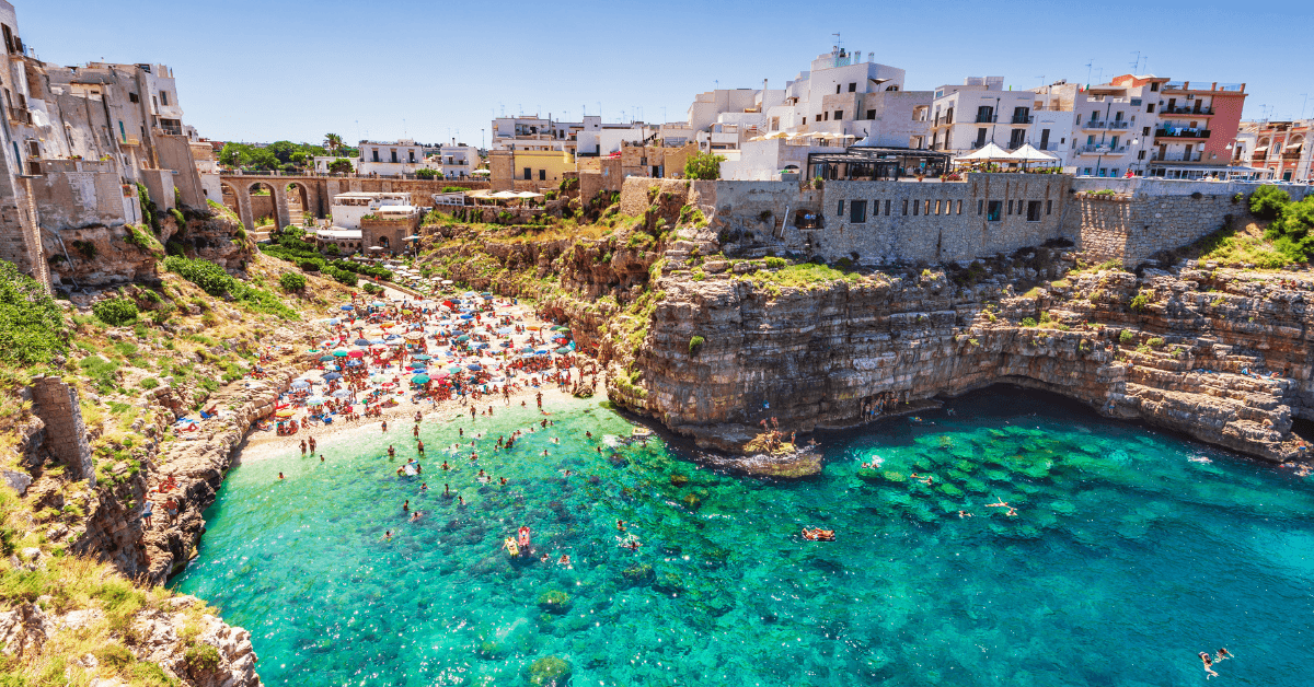 Le Spiagge Più Belle di Polignano a Mare 2026: Guida Completa
