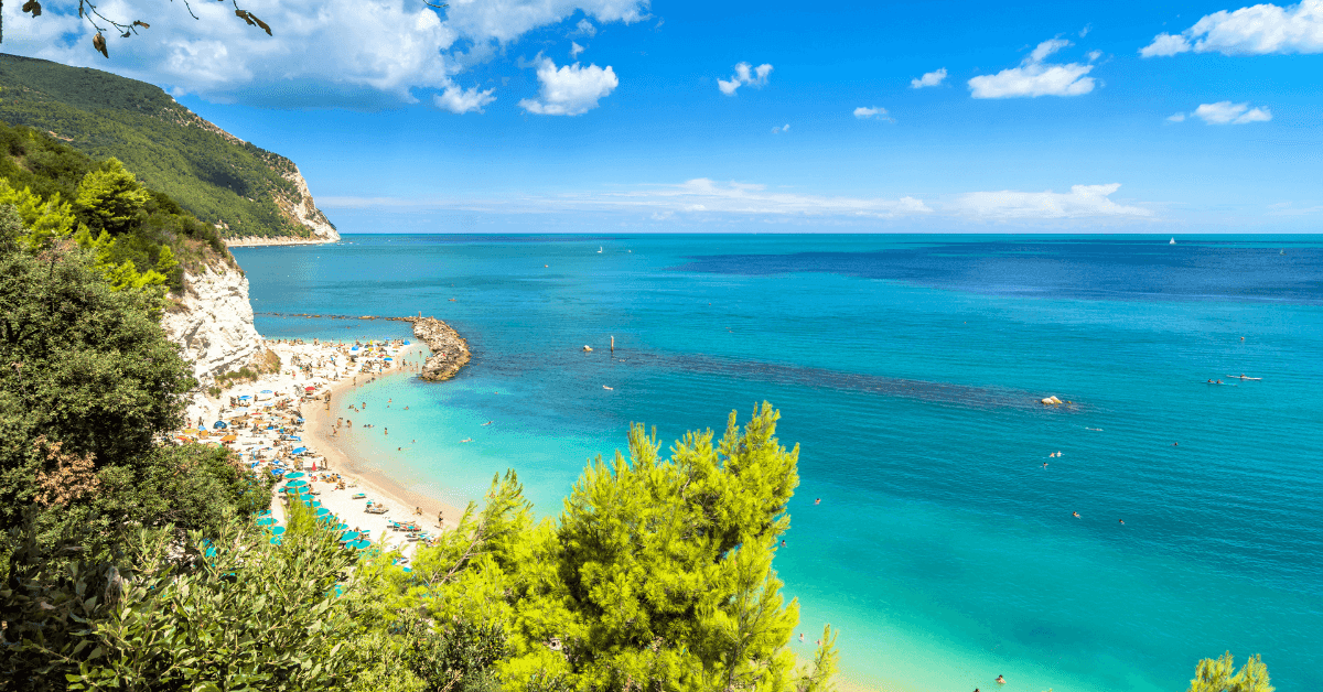Le 5 migliori spiagge a Sirolo