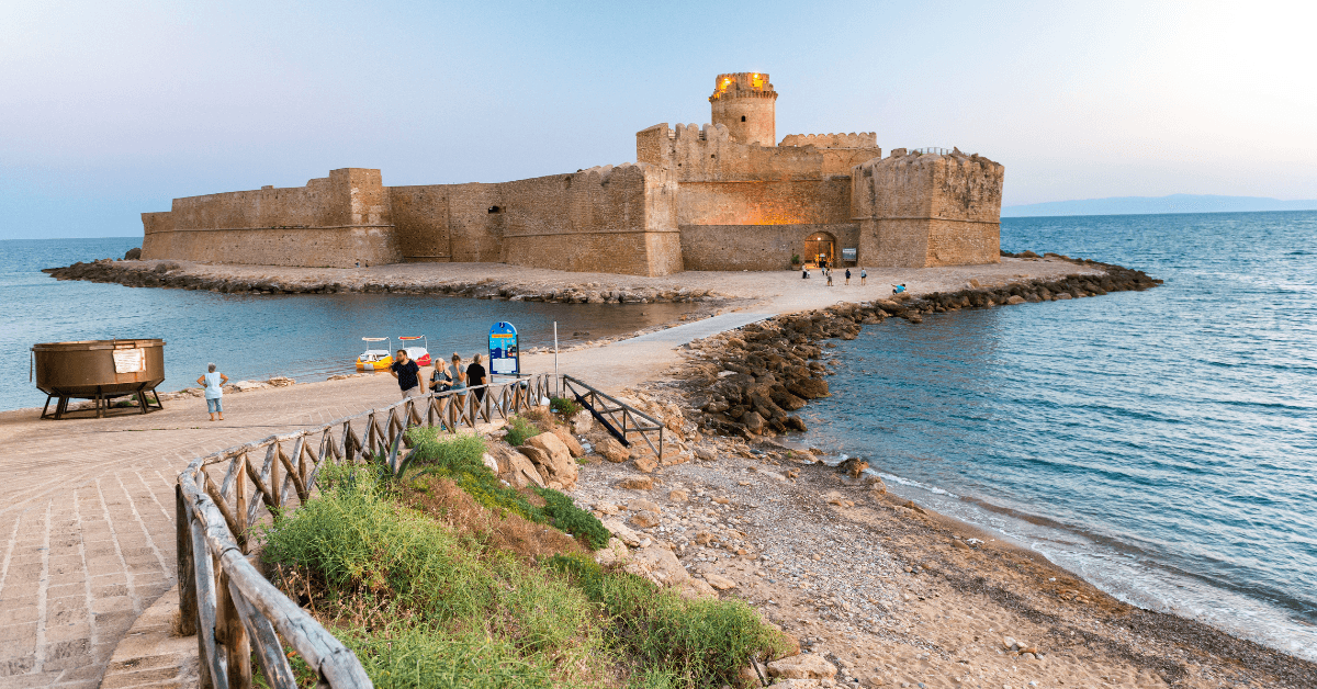 Le spiagge più belle della provincia di Crotone
